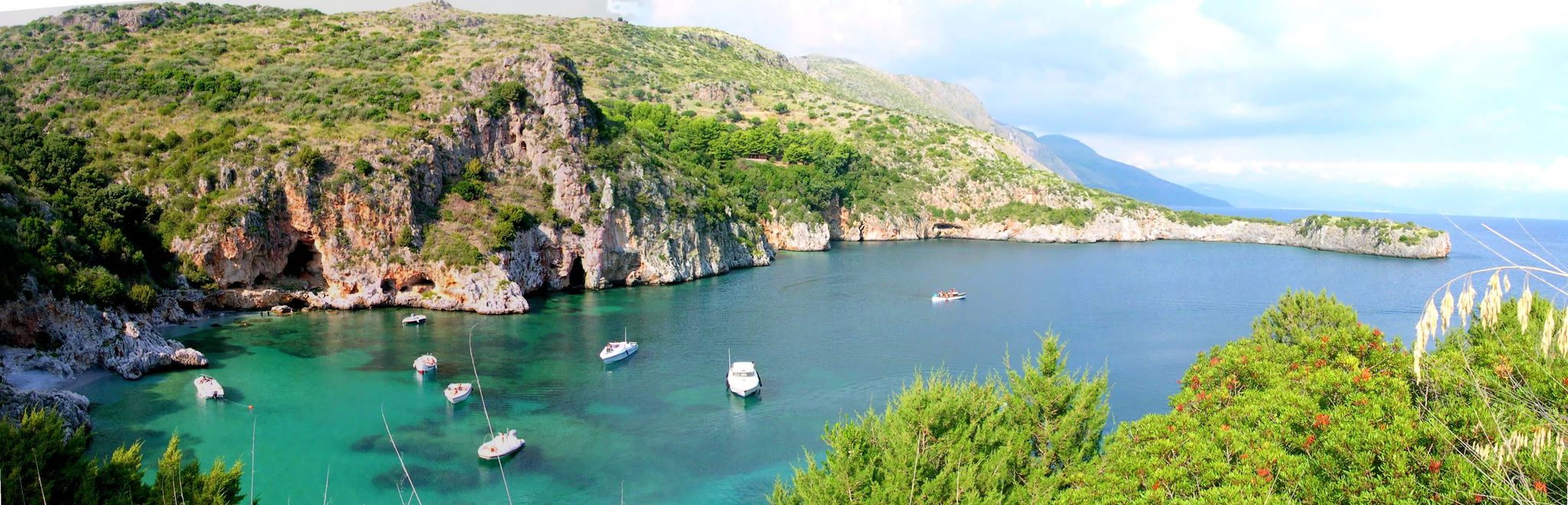 Mare cristallino nell'Area Marina Protetta Infreschi Masseta