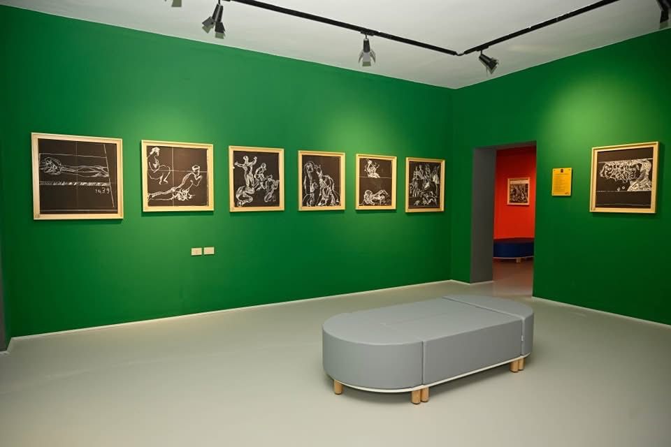 Vicoli del borgo di Bosco con opere del Museo Ortega